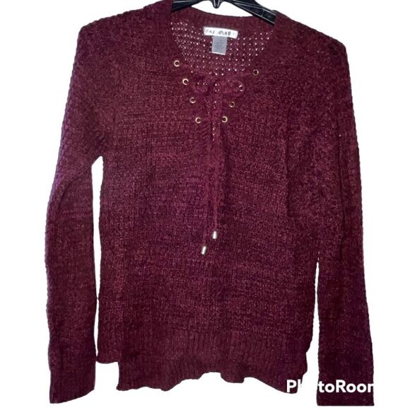 MAROON sweater women’s - Picture 1 of 4